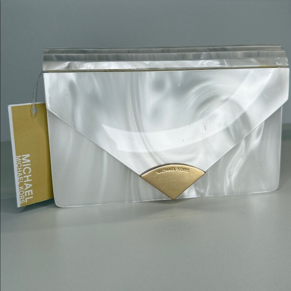 NWT MICHAEL Michael Kors Barbara Medium Envelope purse optic white - Picture 2 of 10